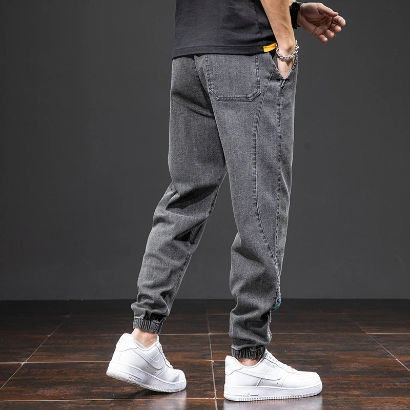 Men’s Cargo Jeans
