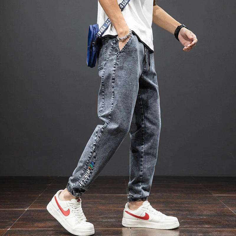Men’s Cargo Jeans