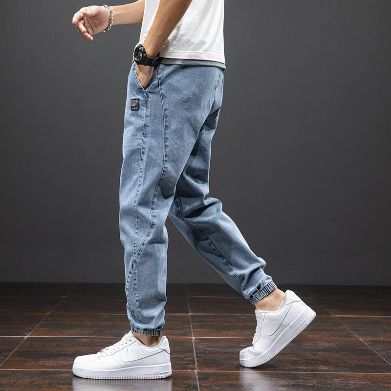 Men’s Cargo Jeans