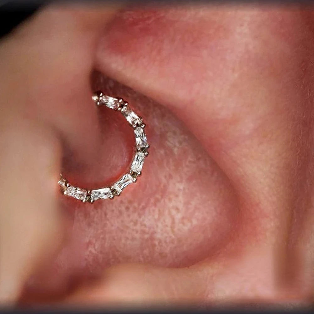 925 Sterling Silver Microinlaid Shiny Zircon Cartilage Pierced Earring