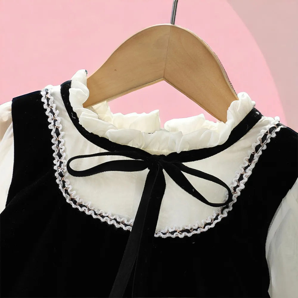 The Classic Black Dresss