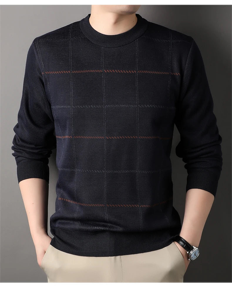 Men’s Solid Color Pullover Sweater with Added Velvet