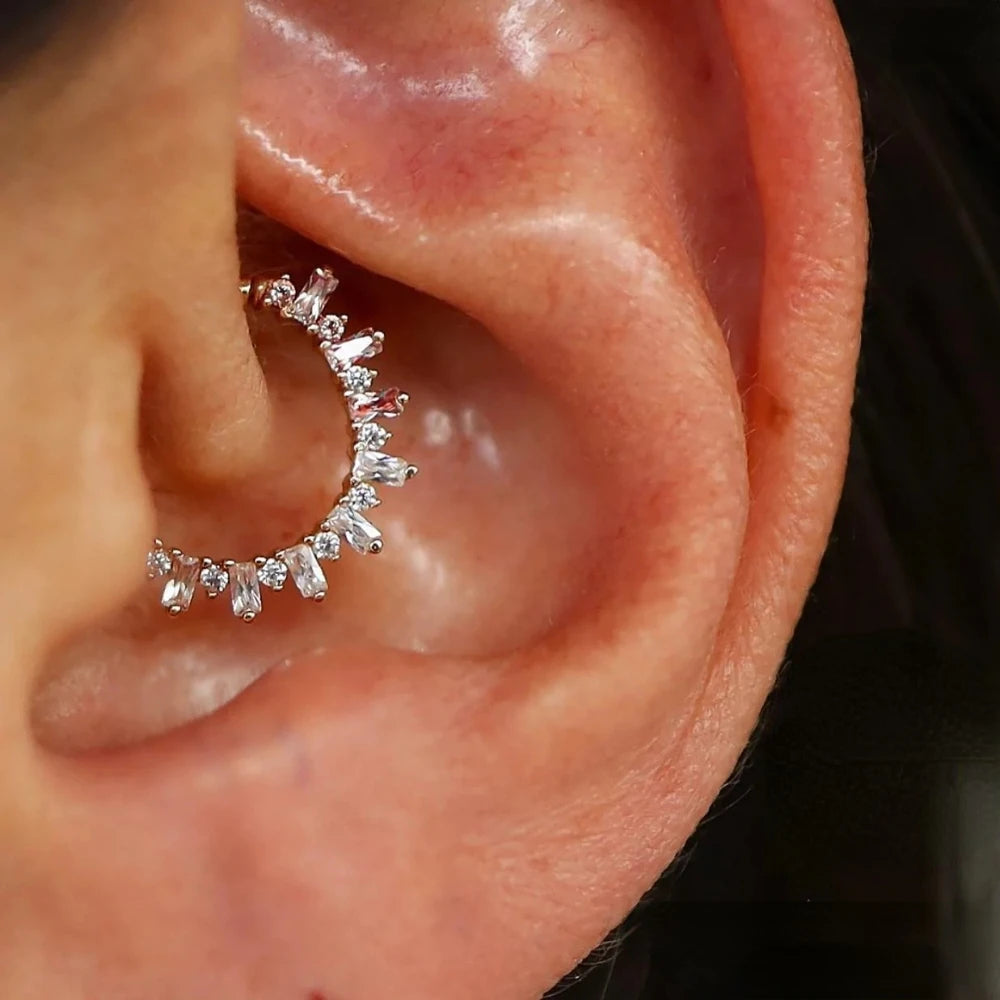 925 Sterling Silver Microinlaid Shiny Zircon Cartilage Pierced Earring