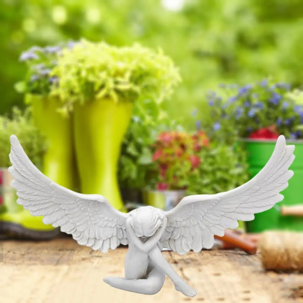 Retro Resin Angel Wing Figurine Vivid Statue