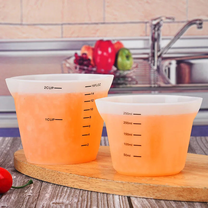Food-Grade Silicone Measuring Cup