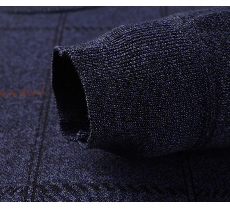 Men’s Solid Color Pullover Sweater with Added Velvet